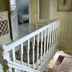 Дом отдыха House In The