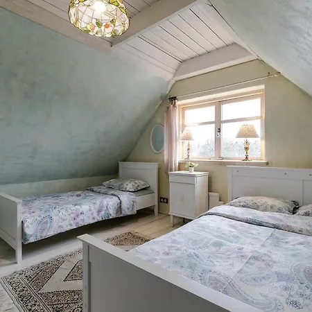 Сasa de vacaciones House In The Tallin